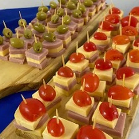 Brochette de jamón y queso