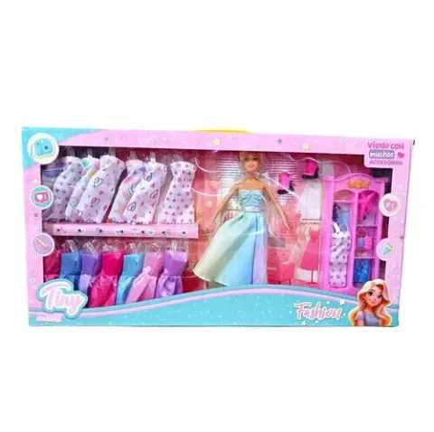 Muñeca Tiny vestidos y placard