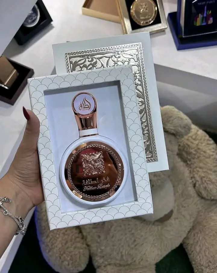 VICTORIA LATTAFA EDP 100