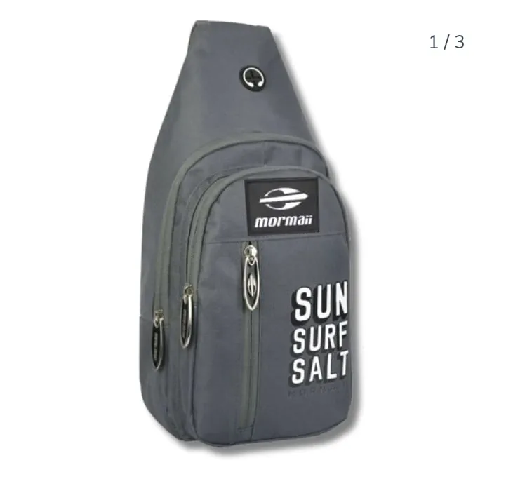 MOCHILA CRUZADA MORMAI DE TELA 3 CIERRES 36X20X9 CM COLOR GRIS ( M18B)