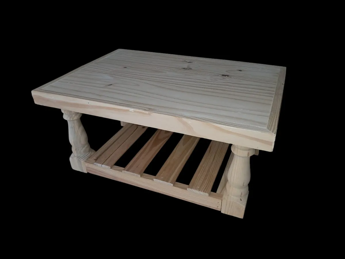 mesa ratona patas torneadas 49 cm x 60 cm