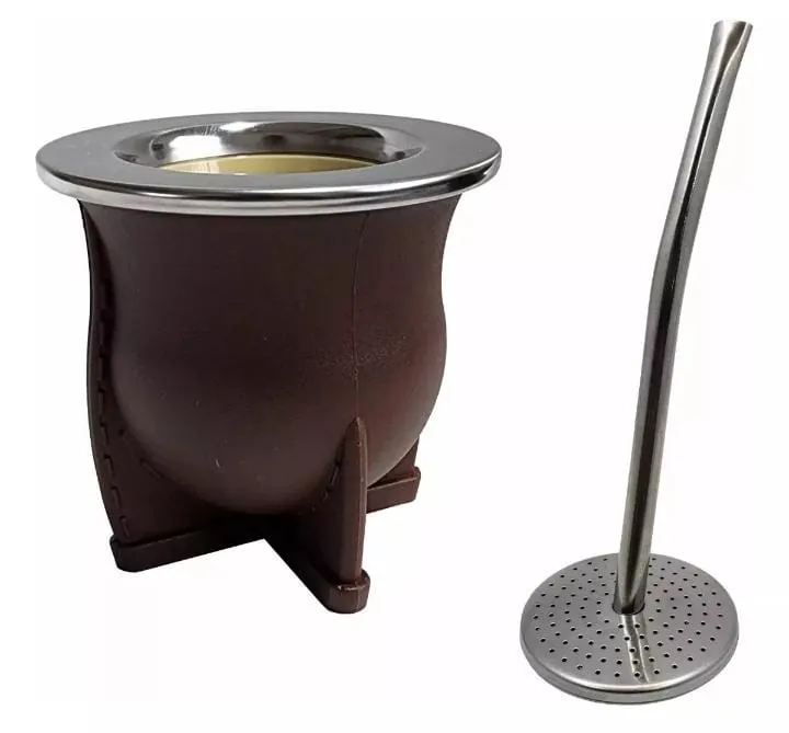 Mate nativo con bombilla sacayerba