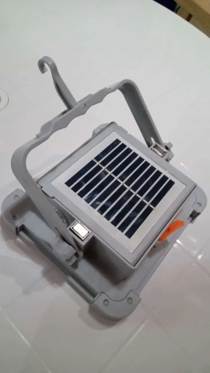 Reflector recargable solar - imagen 3