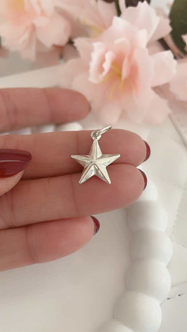 Dije Estrella Facetada