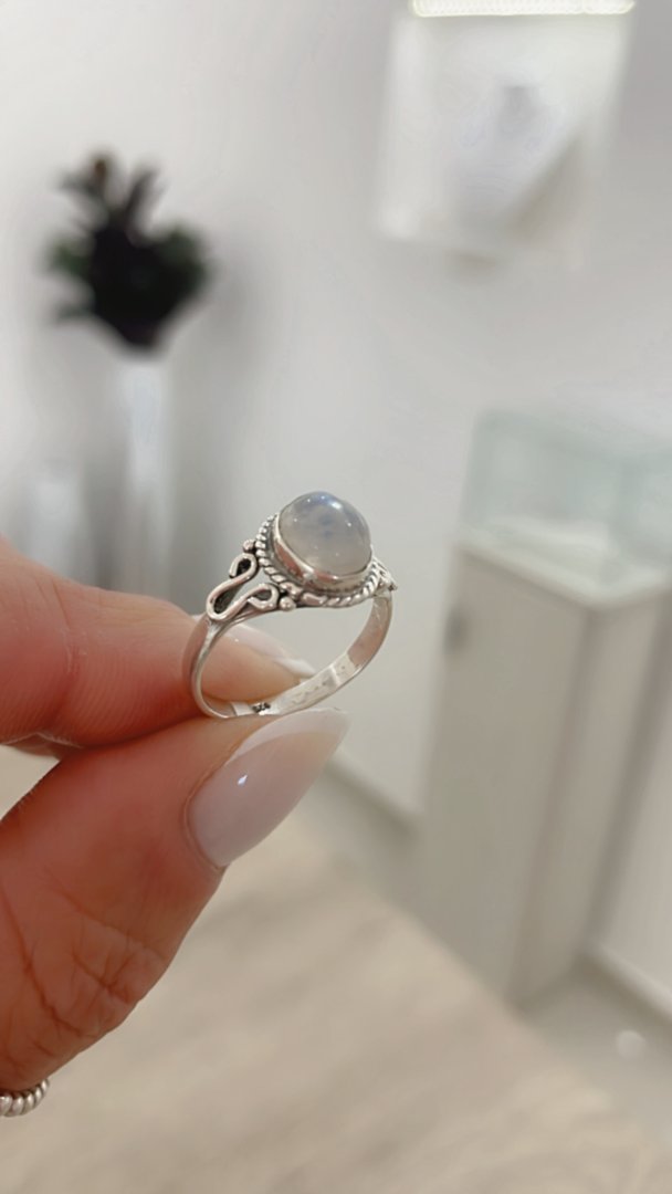 Anillo Piedra de la Luna