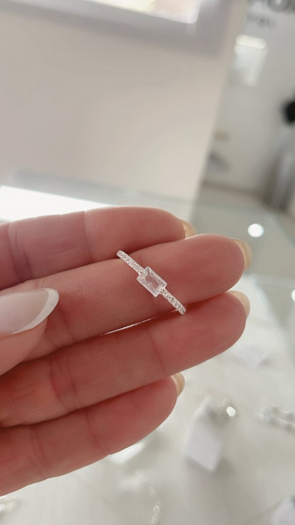 Anillo Rectángulo Cubic