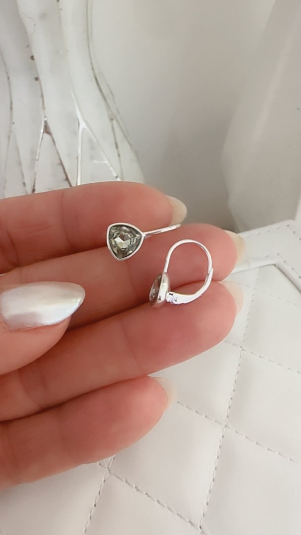 Aros Brisura Swarovski Triángulo Verde